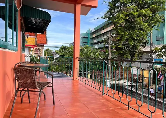 Papaya House - Wat Arun Guest house Bangkok