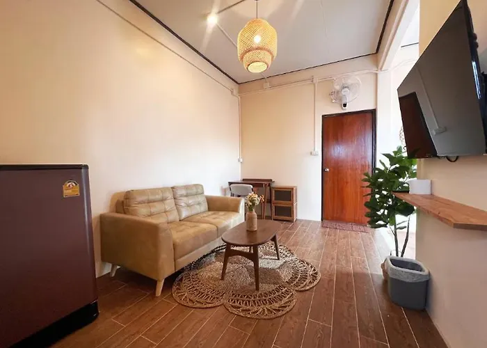 Guest house Papaya House - Wat Arun 3*